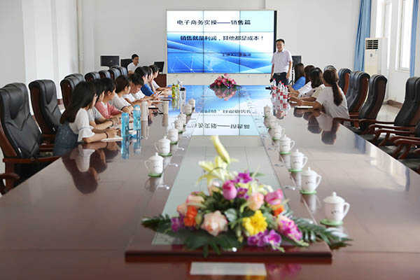 中煤集团组织开展实习员工岗前系列培训
